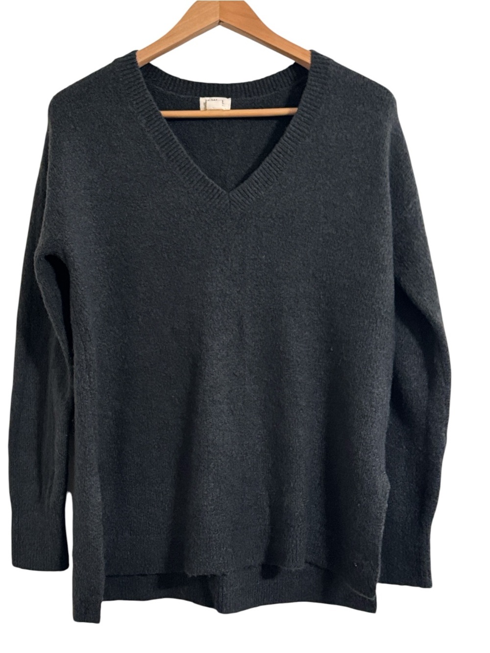 UpWest Resort & Mercantile V-Neck Plush Chunky Sweater Hi Lo Dusty Charcoal sz M